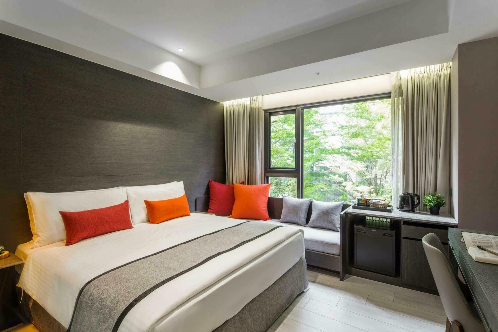 Icasa Hotel - By Cosmos Creation Taichung Exterior foto