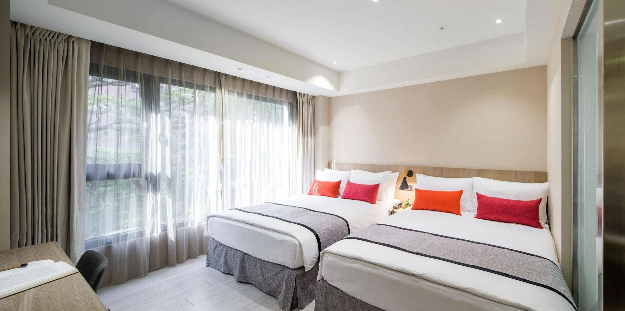 Icasa Hotel - By Cosmos Creation Taichung Exterior foto
