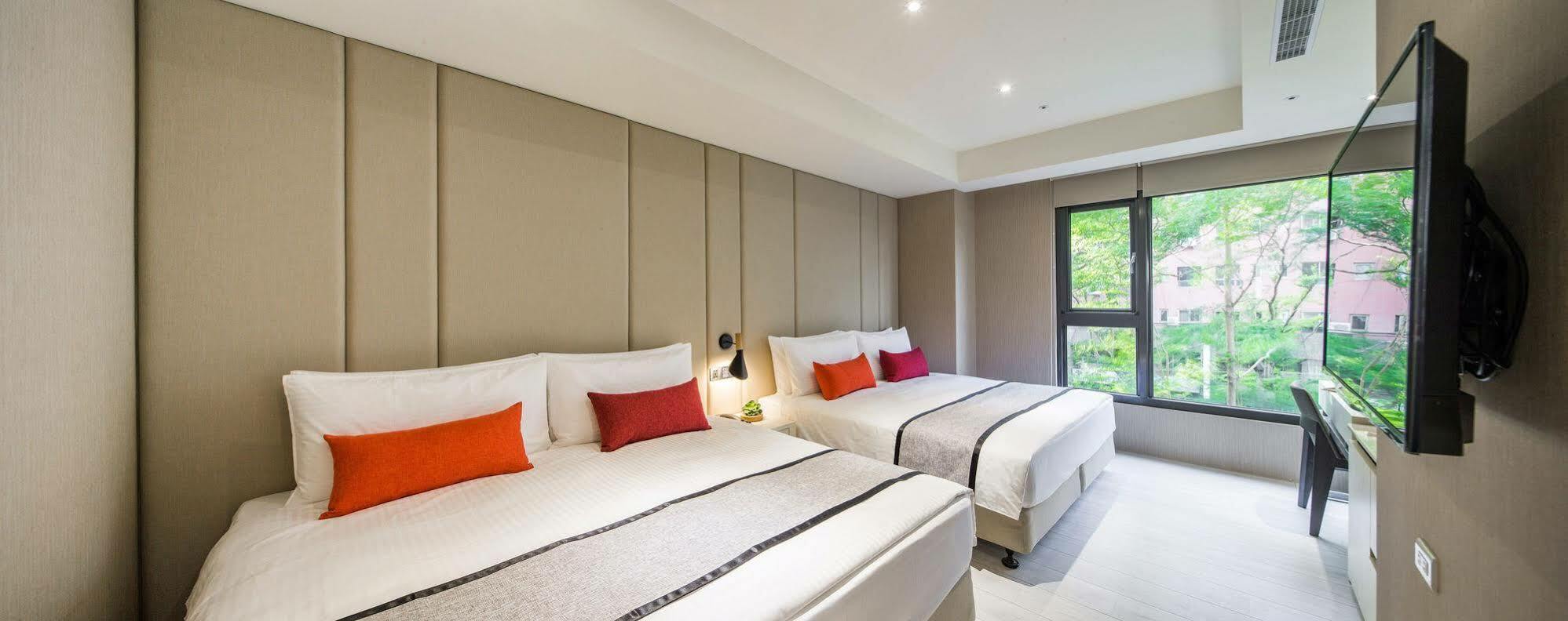 Icasa Hotel - By Cosmos Creation Taichung Exterior foto