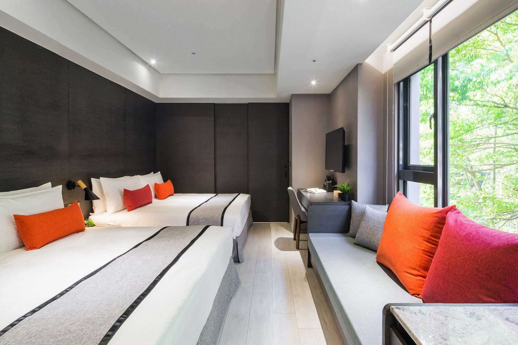 Icasa Hotel - By Cosmos Creation Taichung Exterior foto