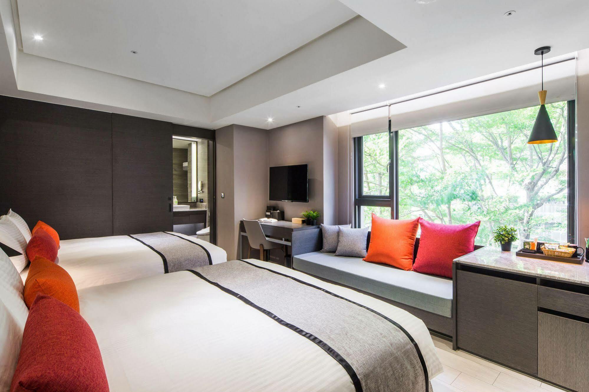 Icasa Hotel - By Cosmos Creation Taichung Exterior foto