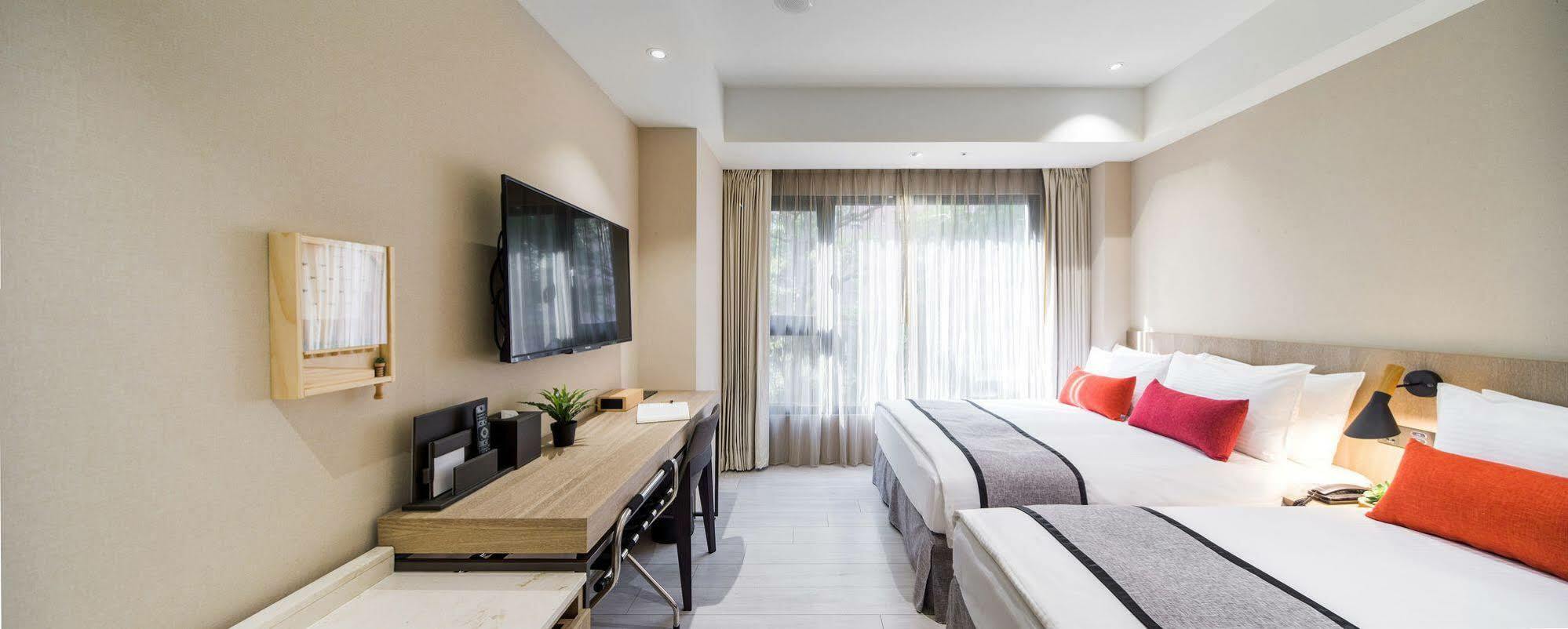Icasa Hotel - By Cosmos Creation Taichung Exterior foto